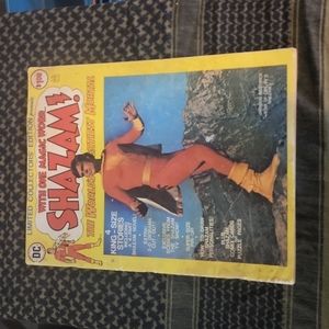 SHAZAM! Vintage Oversized Comic